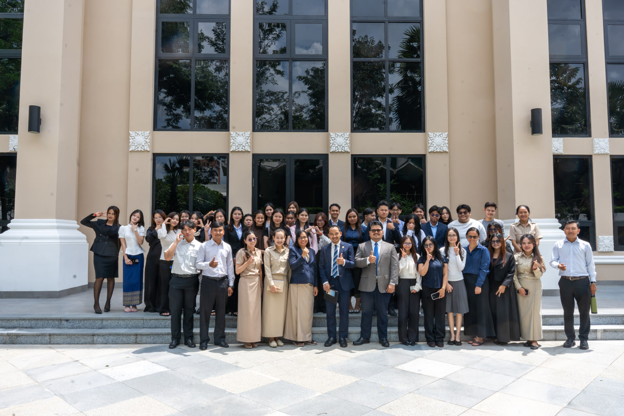 NUM iLAW Students Undertake Study Visit to the Senate of the Kingdom of Cambodia - Image 5