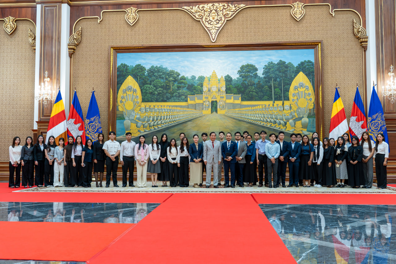 NUM iLAW Students Undertake Study Visit to the Senate of the Kingdom of Cambodia - Image 7